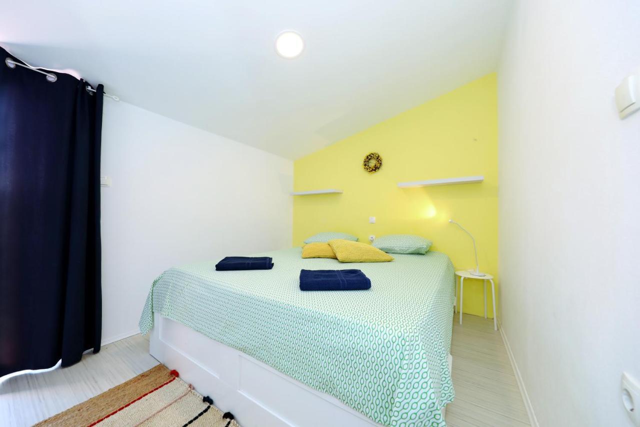 Apartment With Private Pool Sukošan Exterior foto