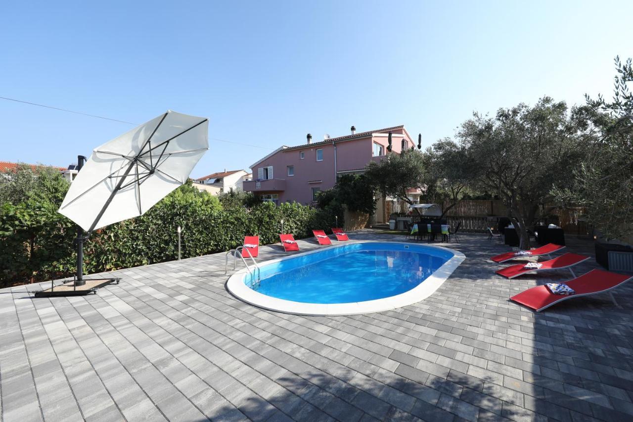 Apartment With Private Pool Sukošan Exterior foto